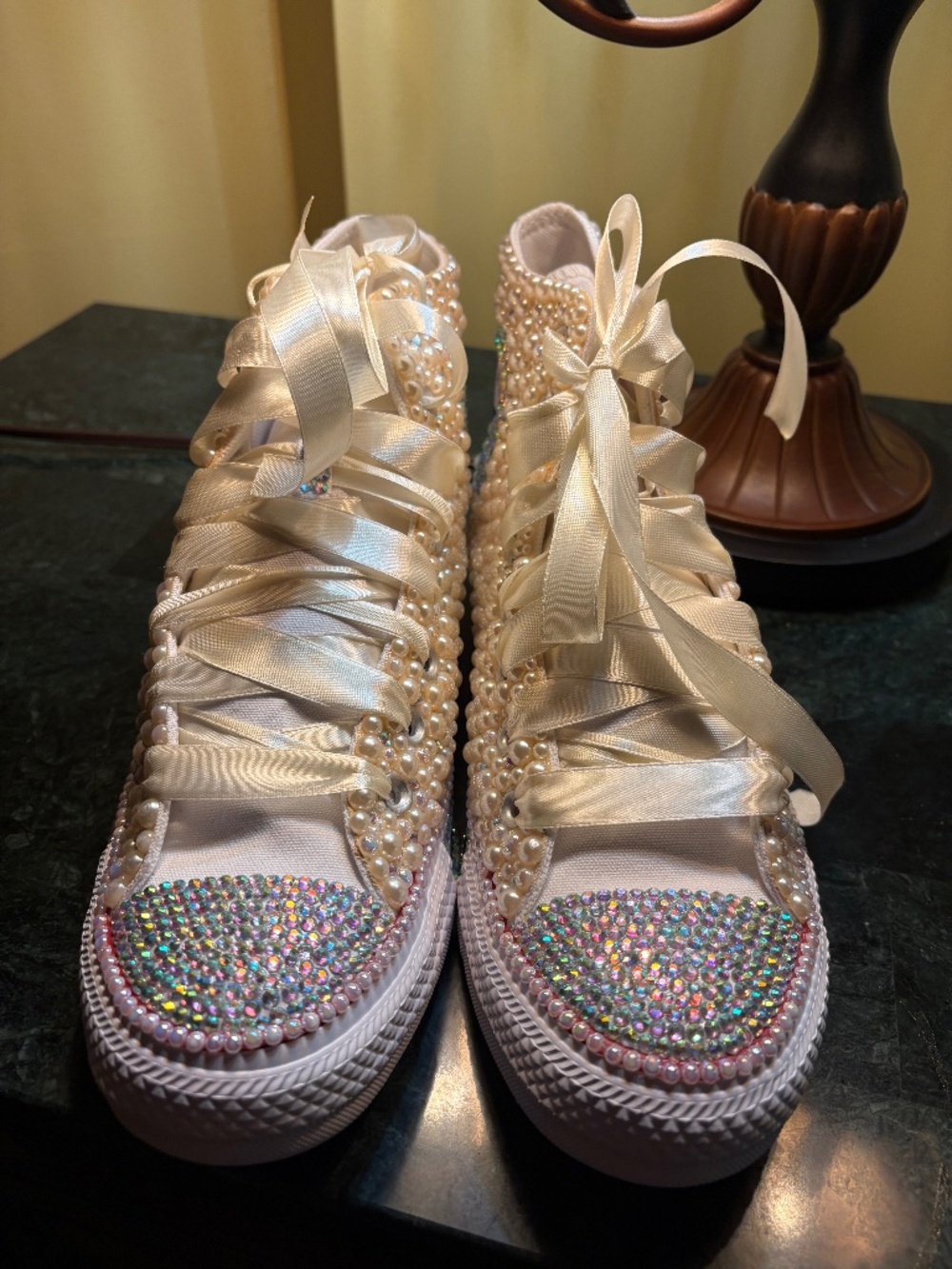 Converse ALL STAR women’s size 10